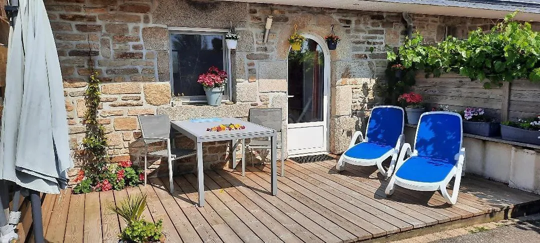 Charmante Petite Maison Bretonne T1Bis Vue Mer Et Nature 普劳戈维林 度假居